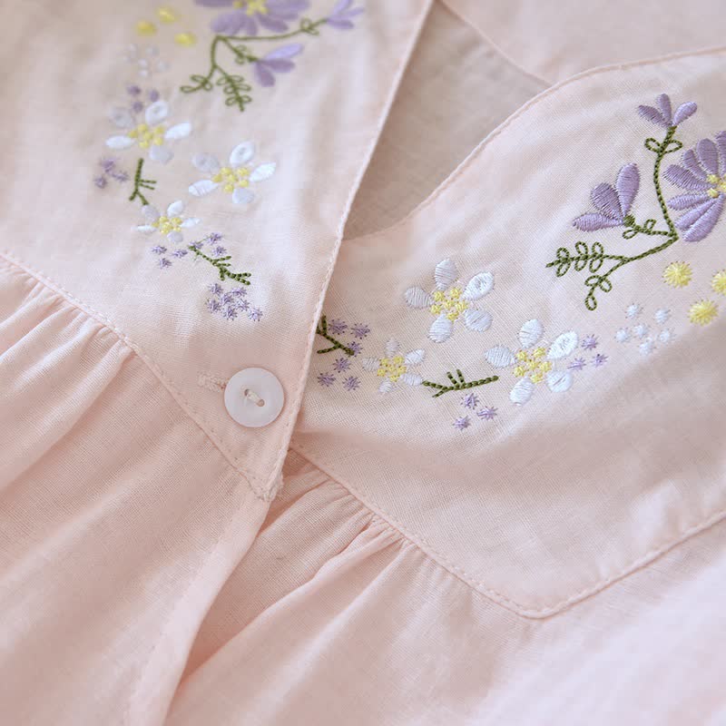 Kimono d'intérieur en gaze de coton orné de broderies florales - image 6