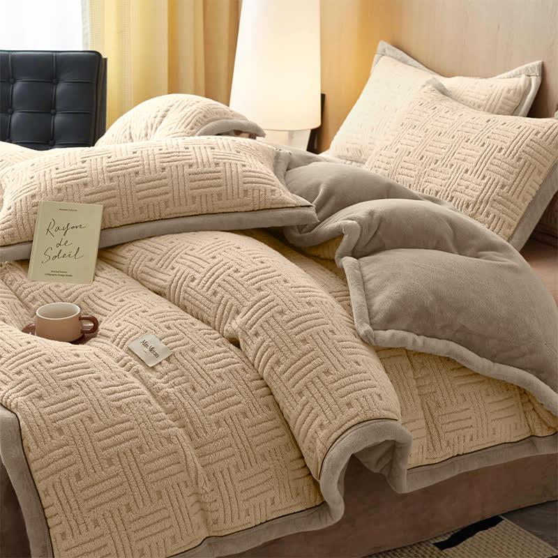 Ensemble de literie en tissu peluche rayé et noué - image 5