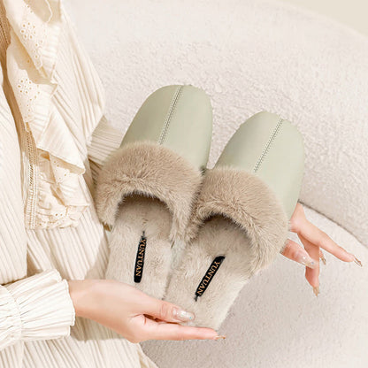 Pantoufles simples en peluche unie - image 3