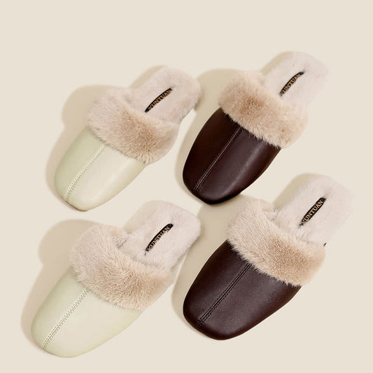Pantoufles simples en peluche unie - image 0