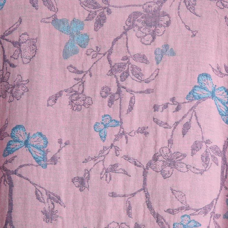 Peignoir élégant de style kimono en gaze de coton à motifs floraux et papillons. - image 11