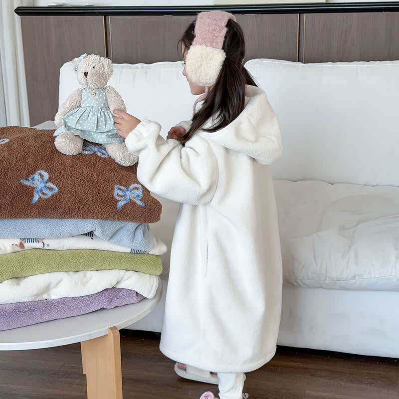 Peignoir enfant simple et moelleux, avec capuche et fermeture éclair - image 5