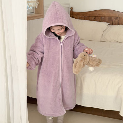 Peignoir enfant simple et moelleux, avec capuche et fermeture éclair - image 24