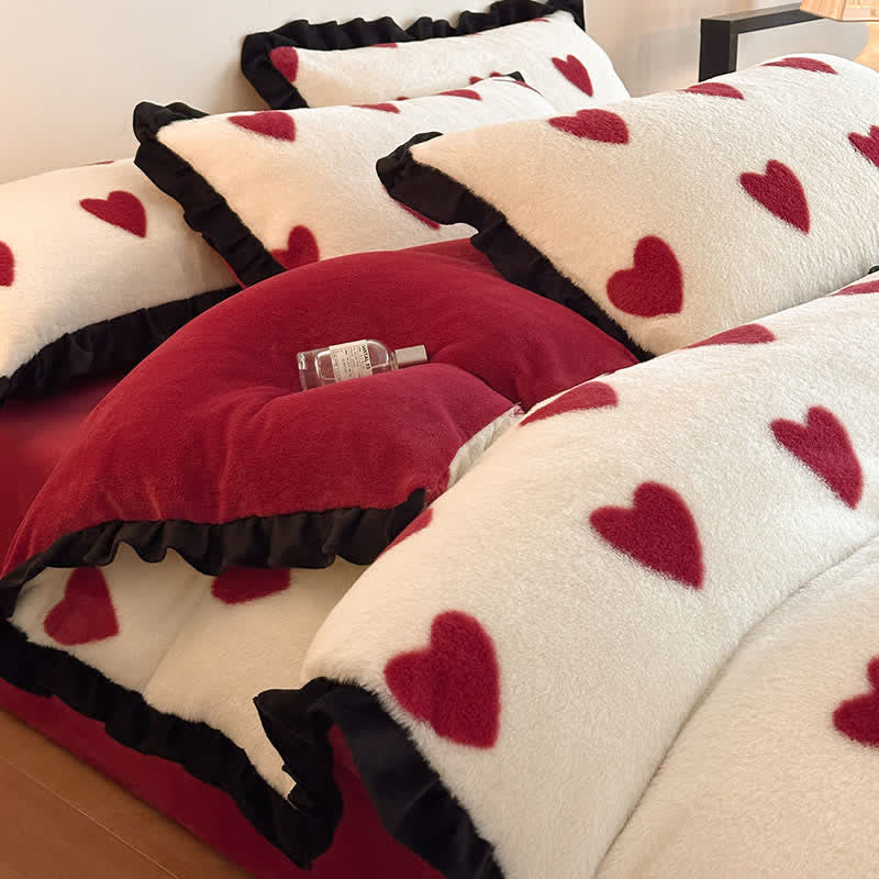 Ensemble de literie en peluche avec motif cœur et volants romantiques (4 pièces) - Rouge - 220 cm x 240 cm + 240 cm x 270 cm + 48 cm x 74 cm x 2 - image 0
