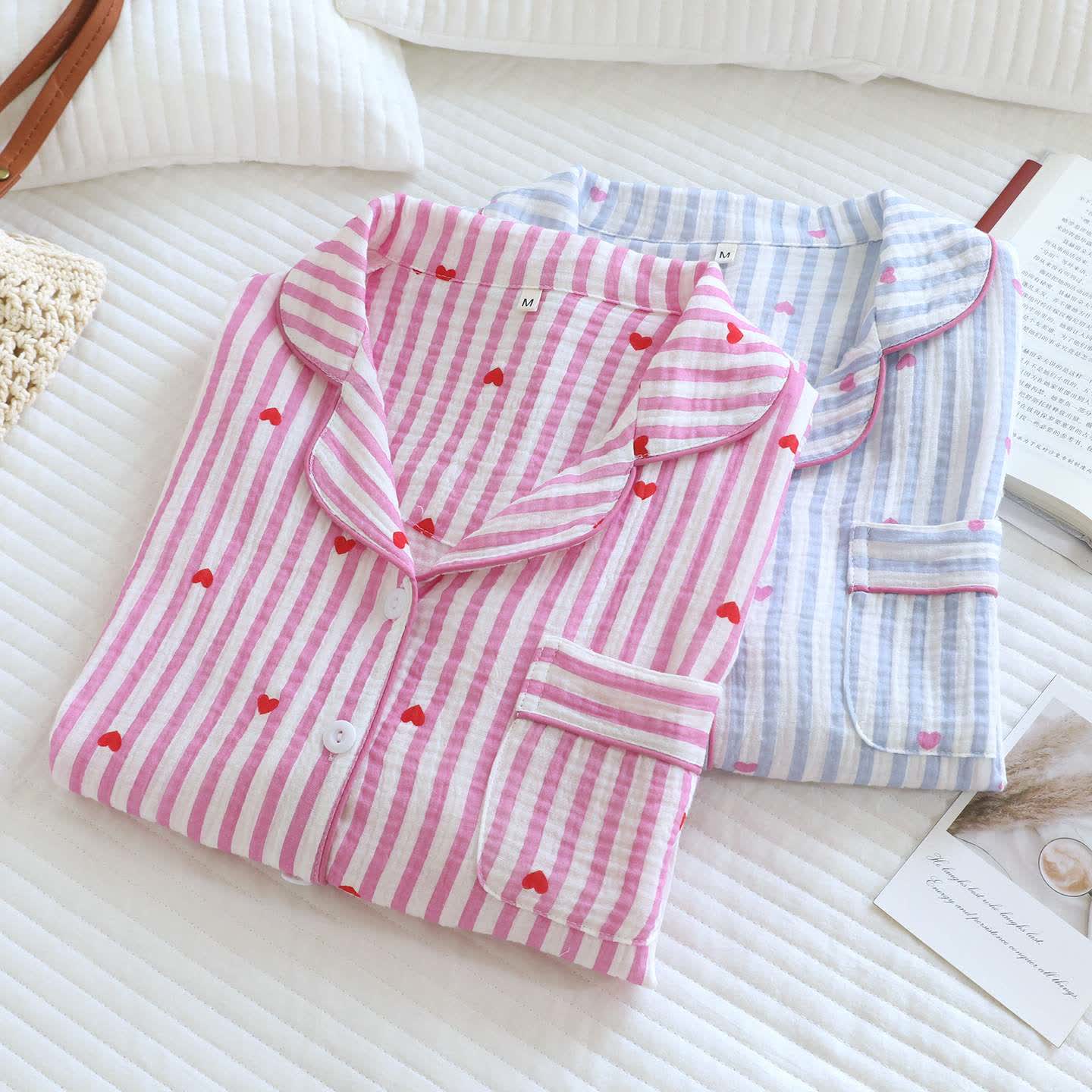 Ensemble pyjama en gaze de coton à rayures et à motifs de cœurs - image 2