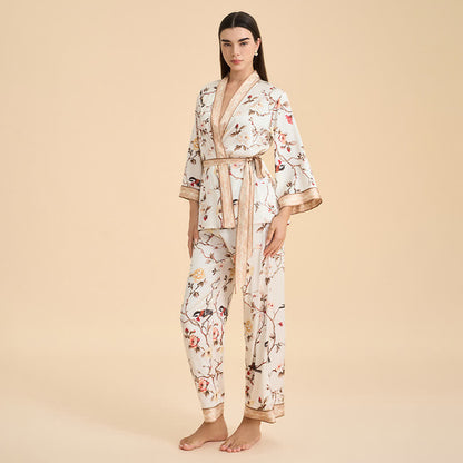 Ensemble kimono vintage pour la détente, orné de motifs floraux et d'oiseaux. - image 2