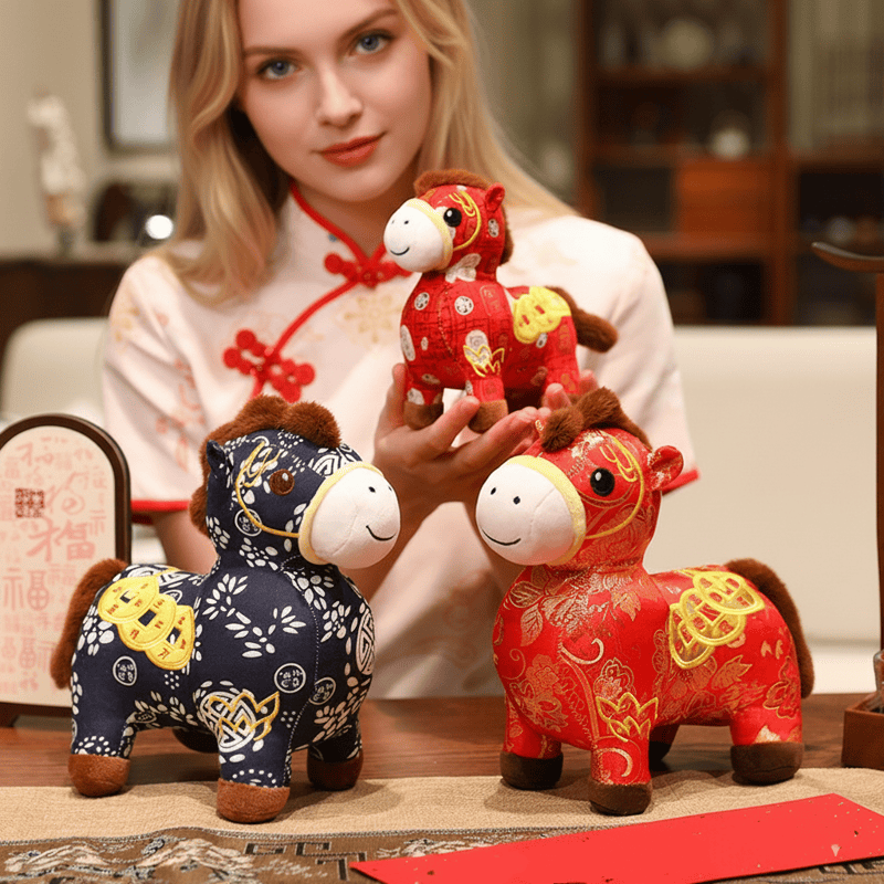 Poupée porte-bonheur en peluche Cheval du zodiaque chinois - image 1