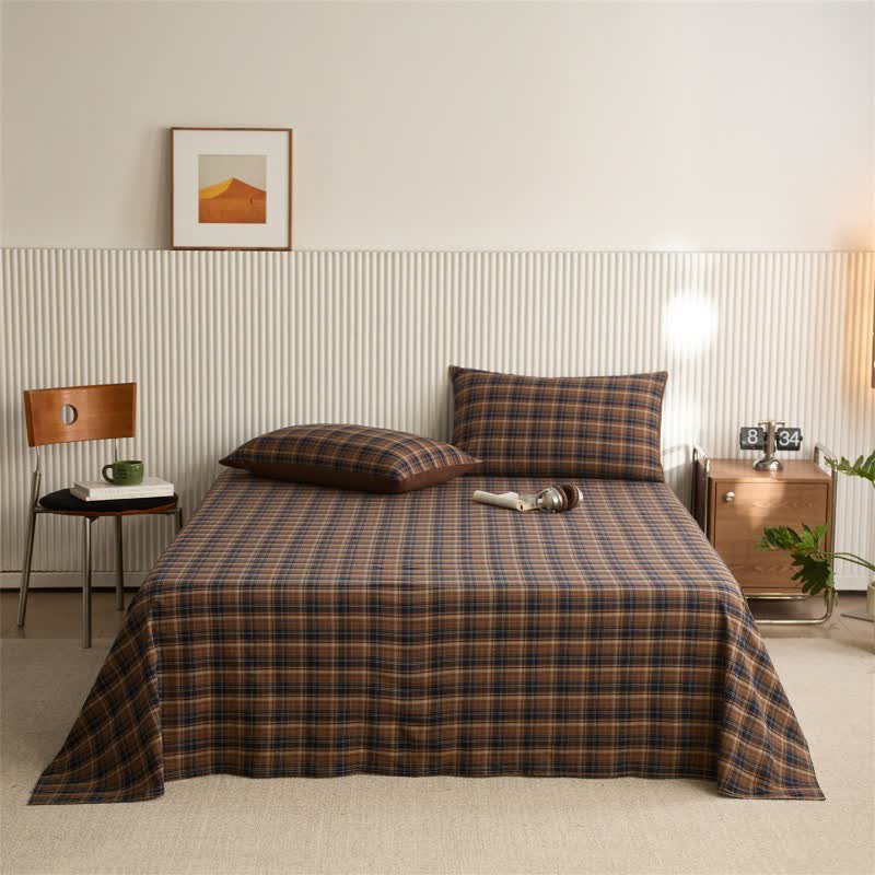 Drap-housse/couvre-lit classique vintage en coton à carreaux - Bleu marine et marron - Couvre-lit avec 2 taies d'oreiller - 245 cm x 270 cm - image 6