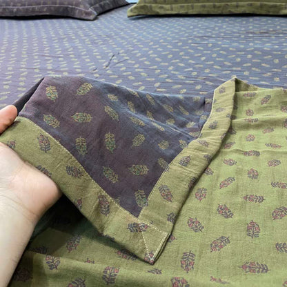 Drap-housse réversible en coton à motif floral rétro - image 9