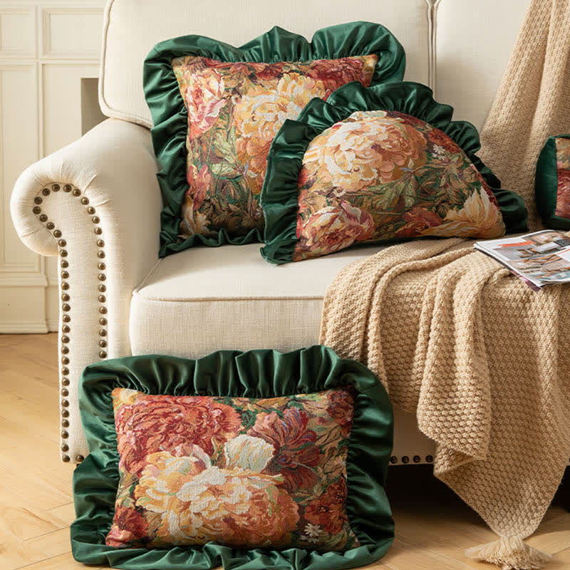 Coussin décoratif à volants en forme de pivoine peinte à l'huile - image 0