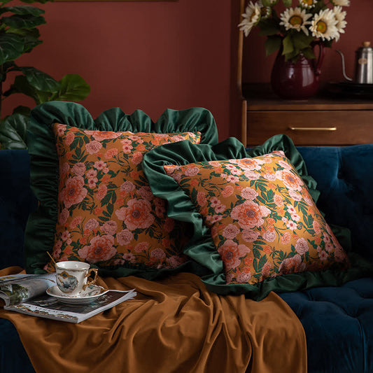 Coussin décoratif vintage à volants et motif floral jacquard - image 0