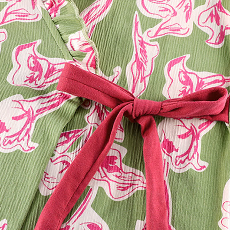 Chemise de nuit kimono artistique à fleurs et à volants - image 1