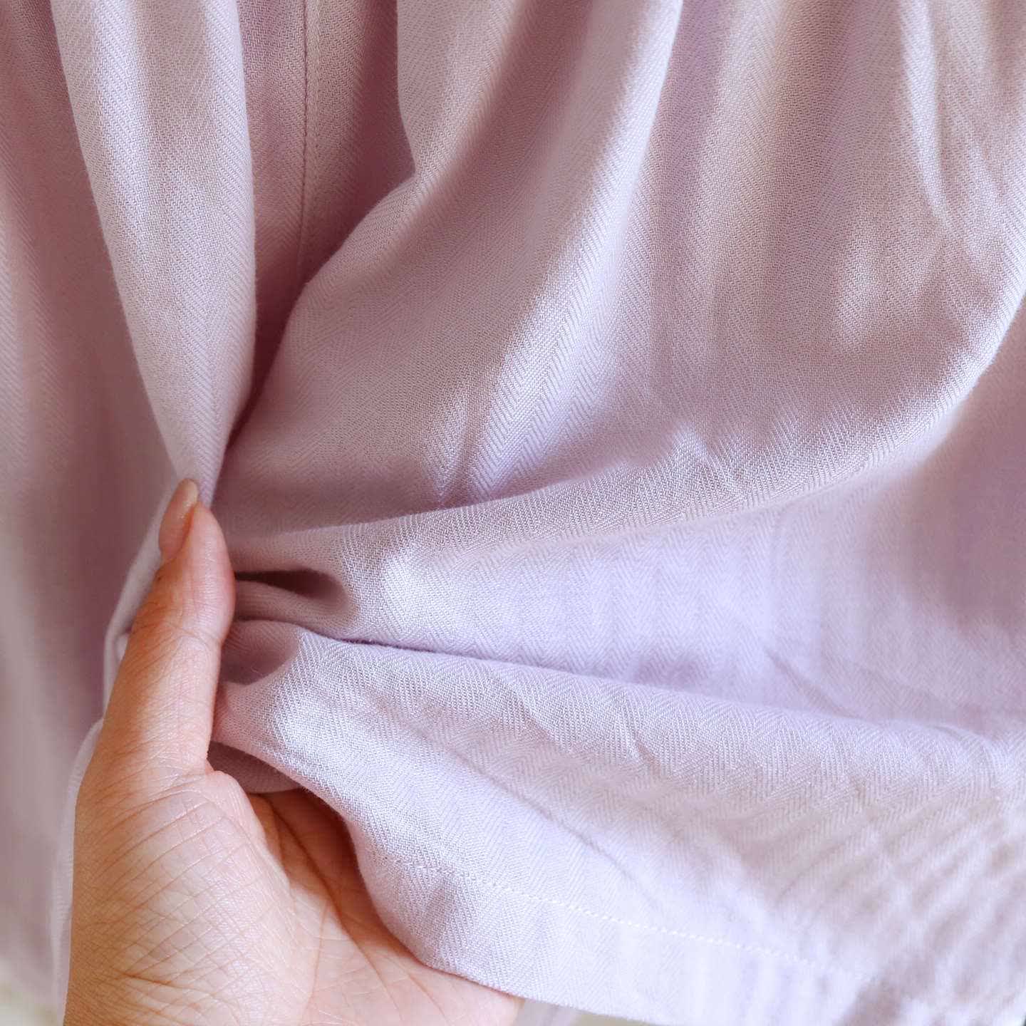 Ensemble pyjama court uni avec bordure en dentelle - image 16