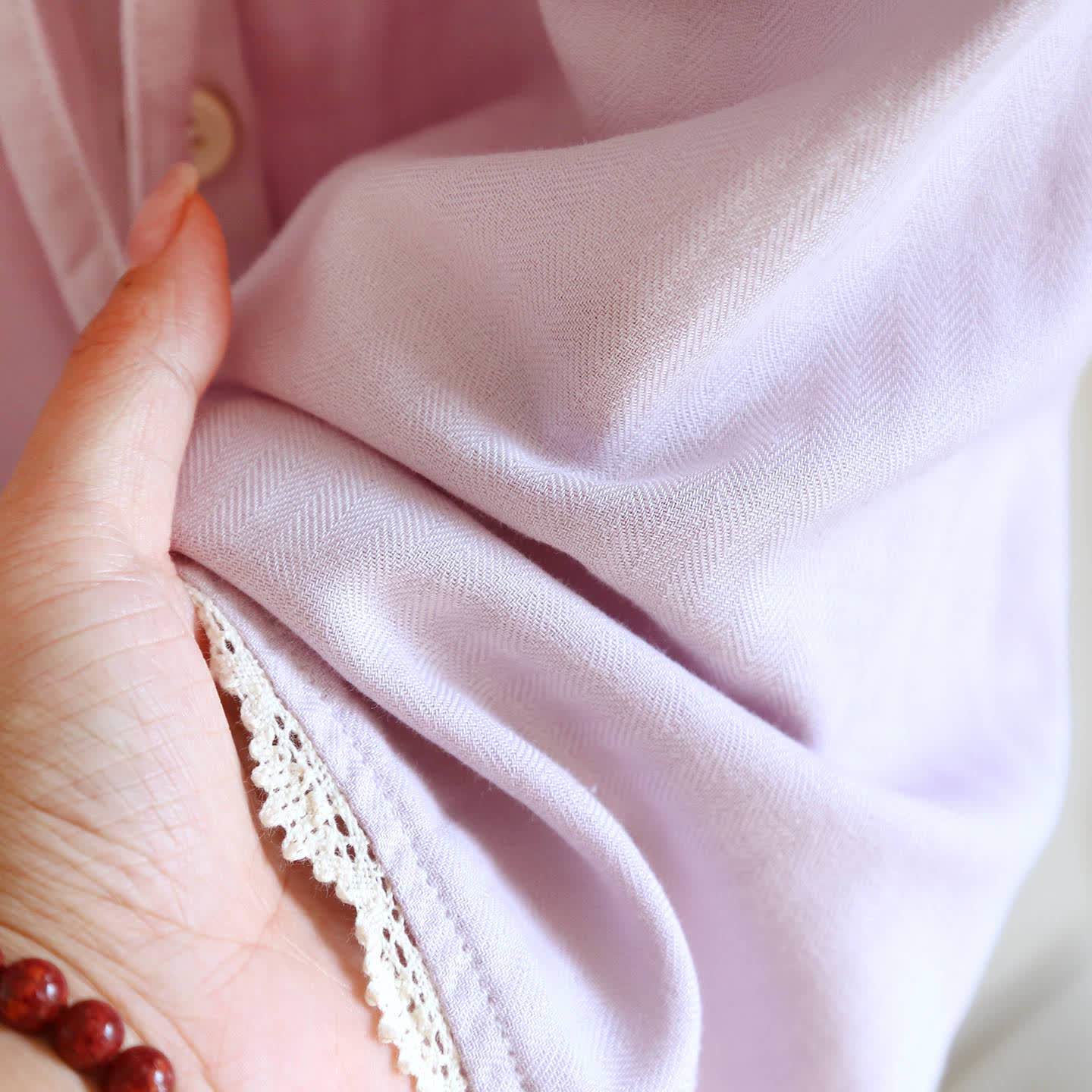 Ensemble pyjama court uni avec bordure en dentelle - image 13