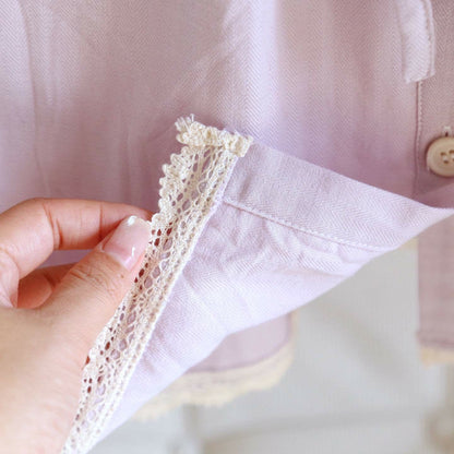 Ensemble pyjama court uni avec bordure en dentelle - image 11