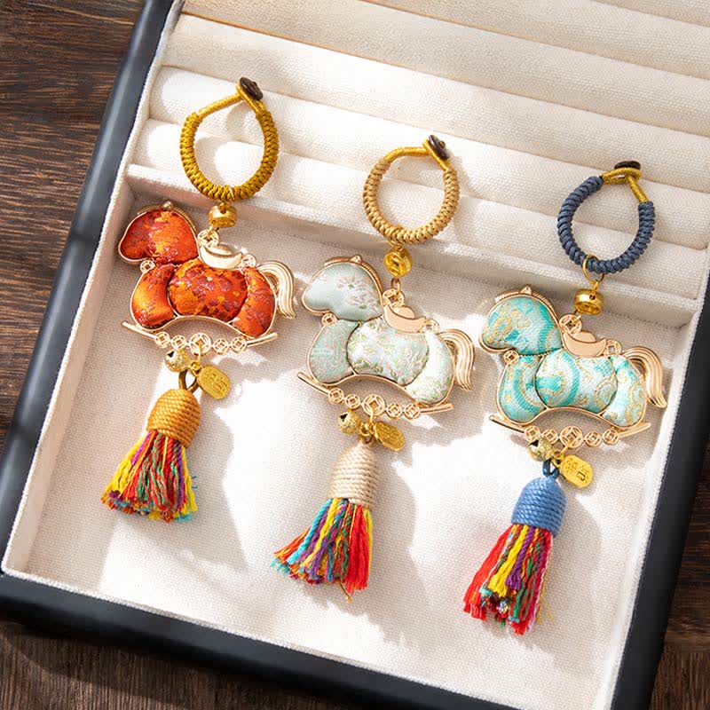 Pendentif décoratif de cheval oriental fait main - image 1