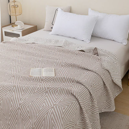 Couette réversible en gaze de coton à motif triangulaire - Café - 200 cm x 230 cm - image 0