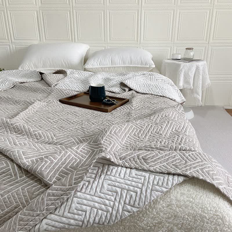 Couette réversible en gaze de coton à motif labyrinthe - Café - 200 cm x 230 cm - image 0