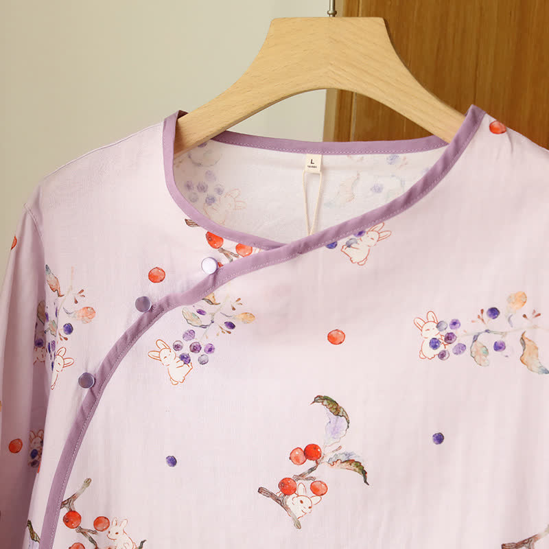 Chemise de nuit en gaze de coton à motif de lapins et de baies - image 2