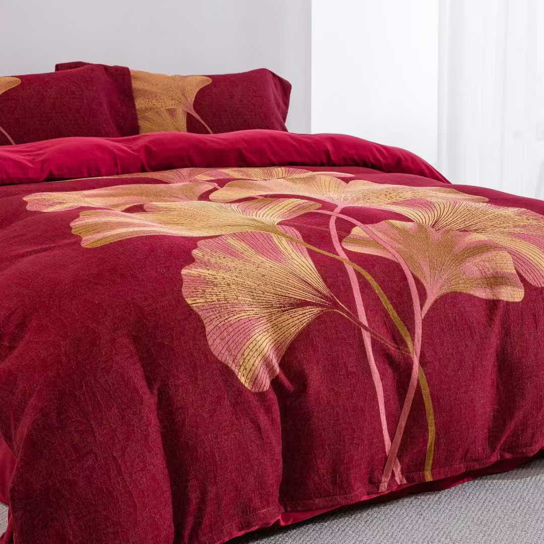 Ensemble de literie en coton avec motif de feuilles de ginkgo rouges et dorées (4 pièces) - image 2