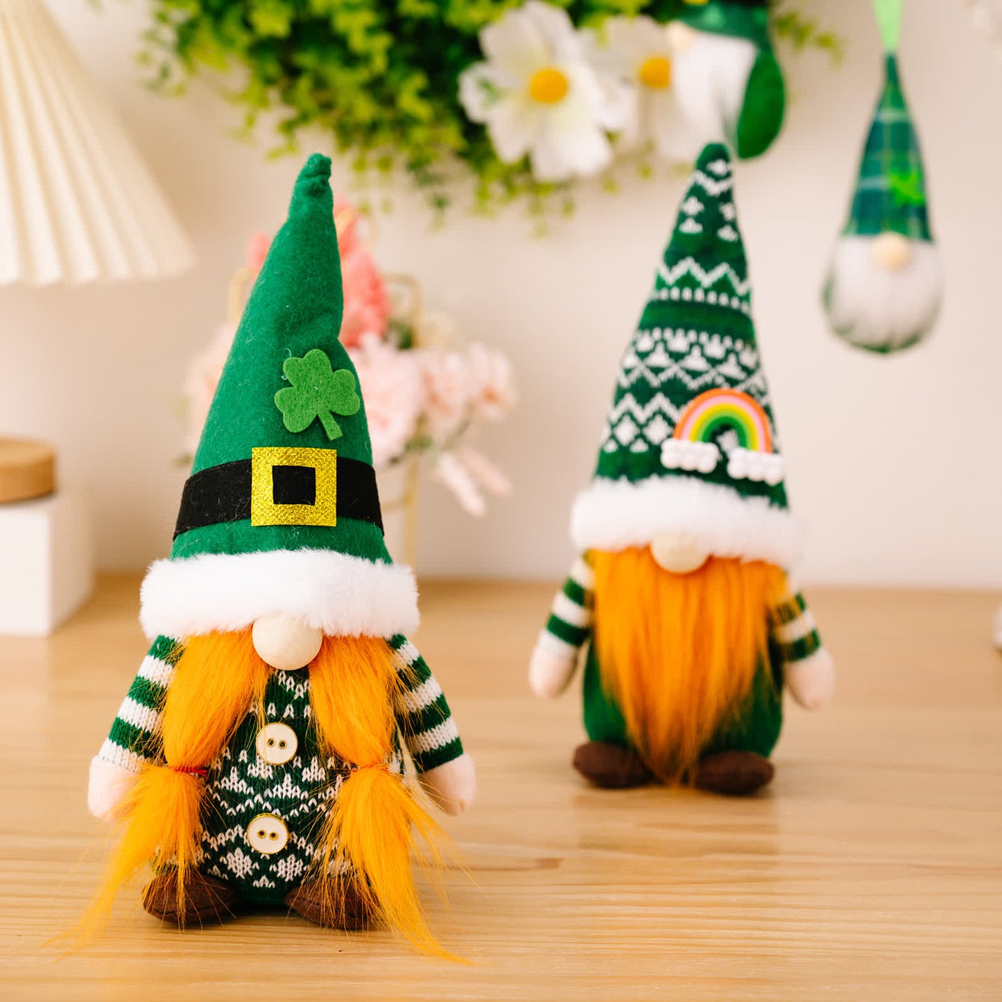 Peluche lutin faite main pour la Saint-Patrick - image 1