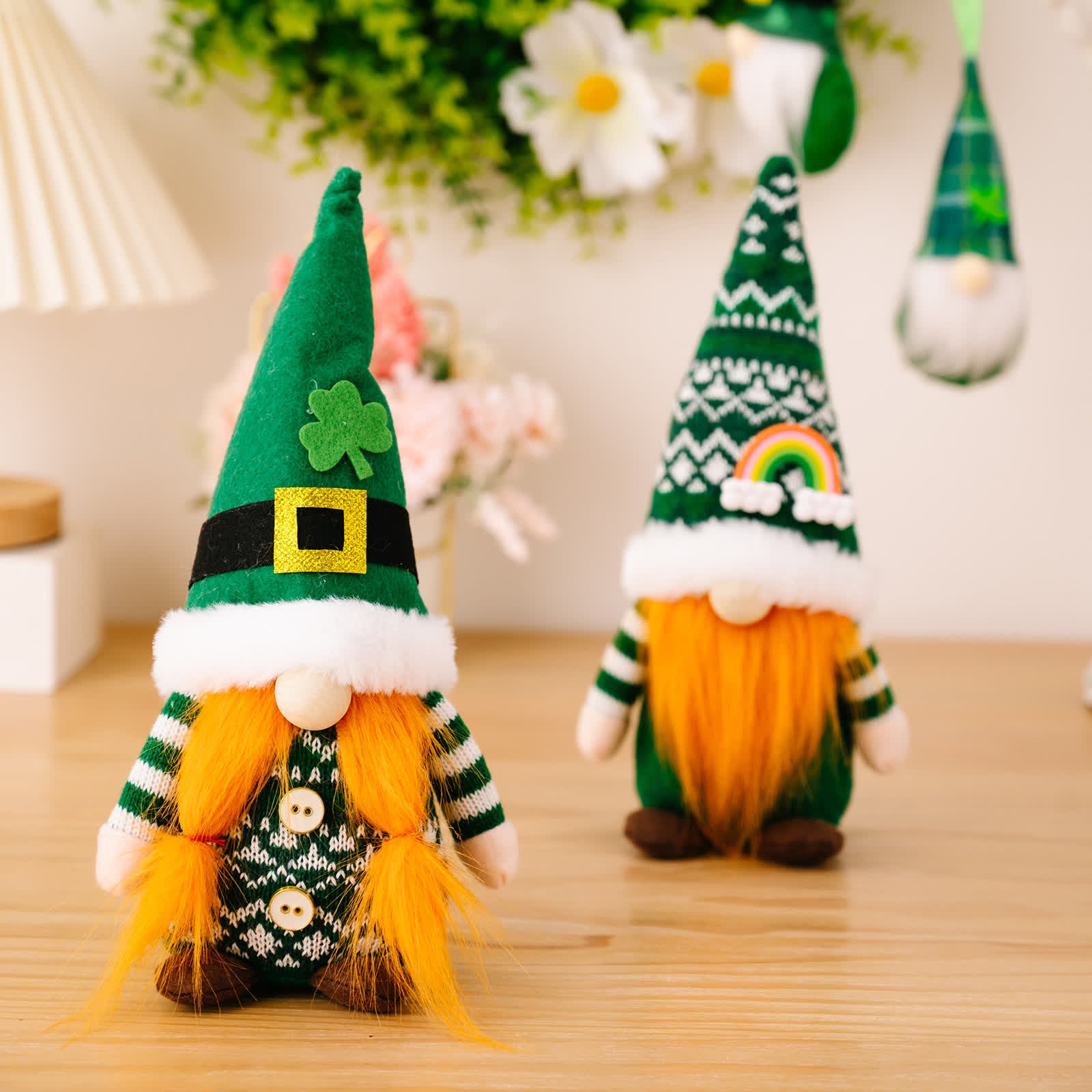 Peluche lutin faite main pour la Saint-Patrick - image 1