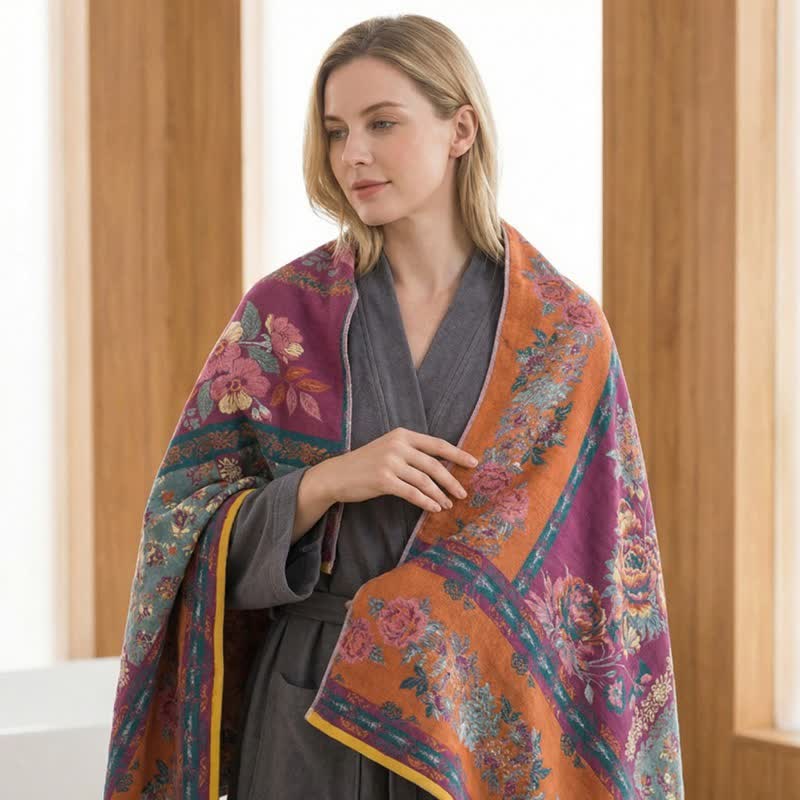 Serviette de bain rétro en coton patchwork à motifs floraux - image 2
