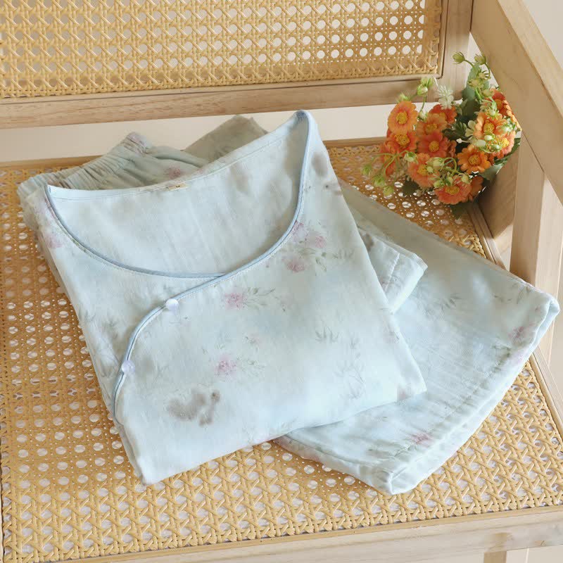 Ensemble pyjama élégant en gaze de coton à motifs de lapins et de fleurs - image 1