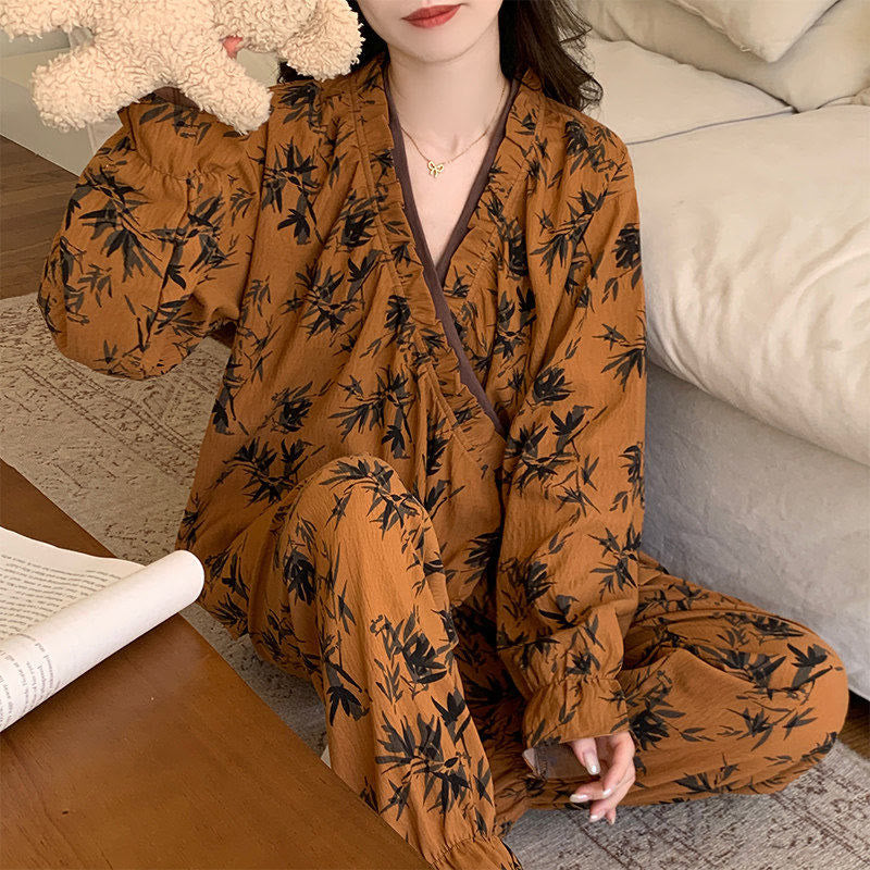 Ensemble pyjama à col volanté et motif de feuilles - image 5