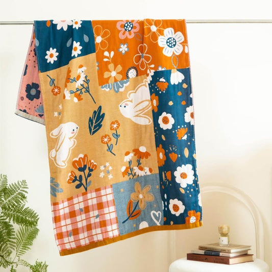 Serviette de bain en gaze de coton à motif lapin et fleurs - Multicolore - 75 cm x 150 cm - image 0