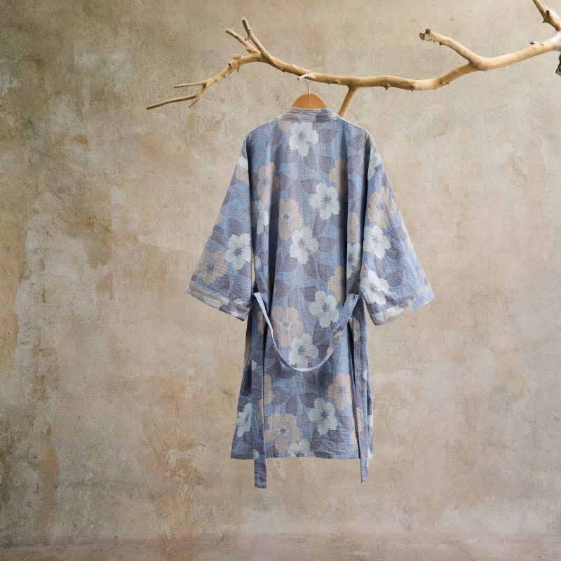Peignoir de style kimono en gaze de coton à motif de fleurs de cerisier - image 1