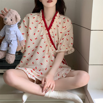 Pyjama couleur cerise avec manches à volants et pois blancs - image 2