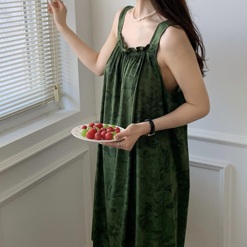 Chemise de nuit sans manches à motif botanique de papillons et col à volants - image 3