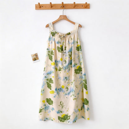 Chemise de nuit sans manches à col à volants et encre aquarelle - image 1