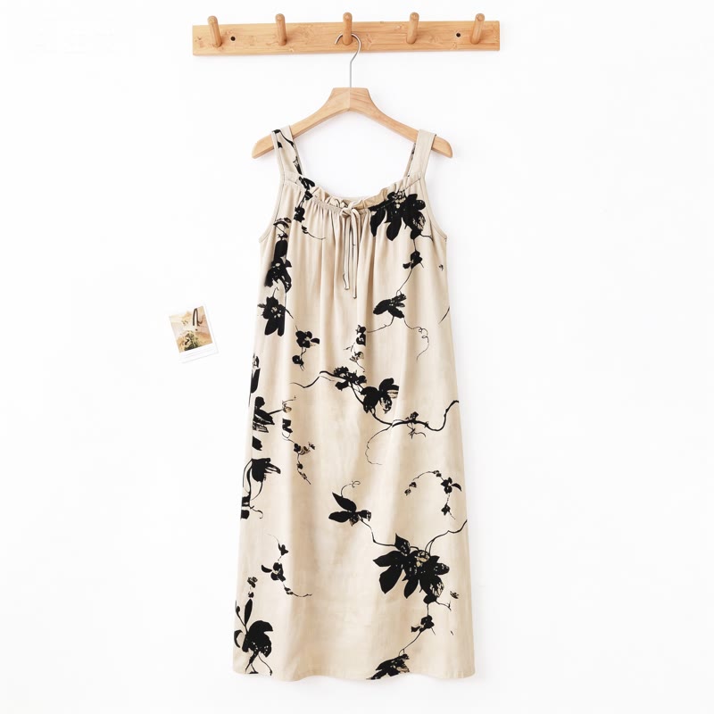 Chemise de nuit sans manches à motif floral et effet d'encre - image 1