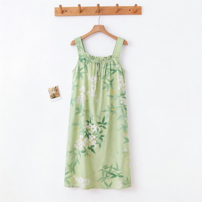 Chemise de nuit sans manches à motifs de feuilles et de fleurs vertes - image 1