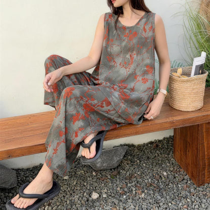 Ensemble pyjama composé d'un débardeur fleuri et d'un pantalon, par Artistic Branch - image 1