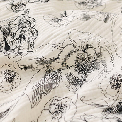 Chemise de nuit en coton ornée de motifs floraux et d'encre artistique. - image 9