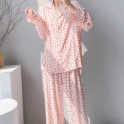Ensemble pyjama à motif cœur rouge - image 1