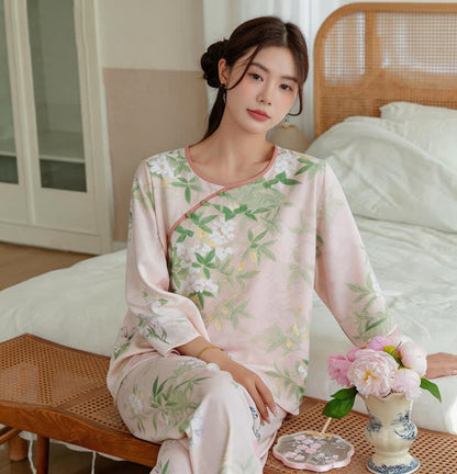 Ensemble pyjama à motifs floraux et de feuilles orientales - image 2