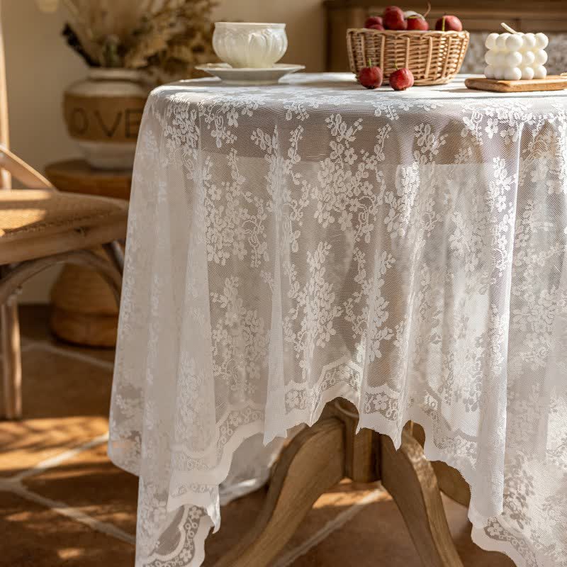 Nappe à motif jacquard floral et bordure en coquillage - image 6