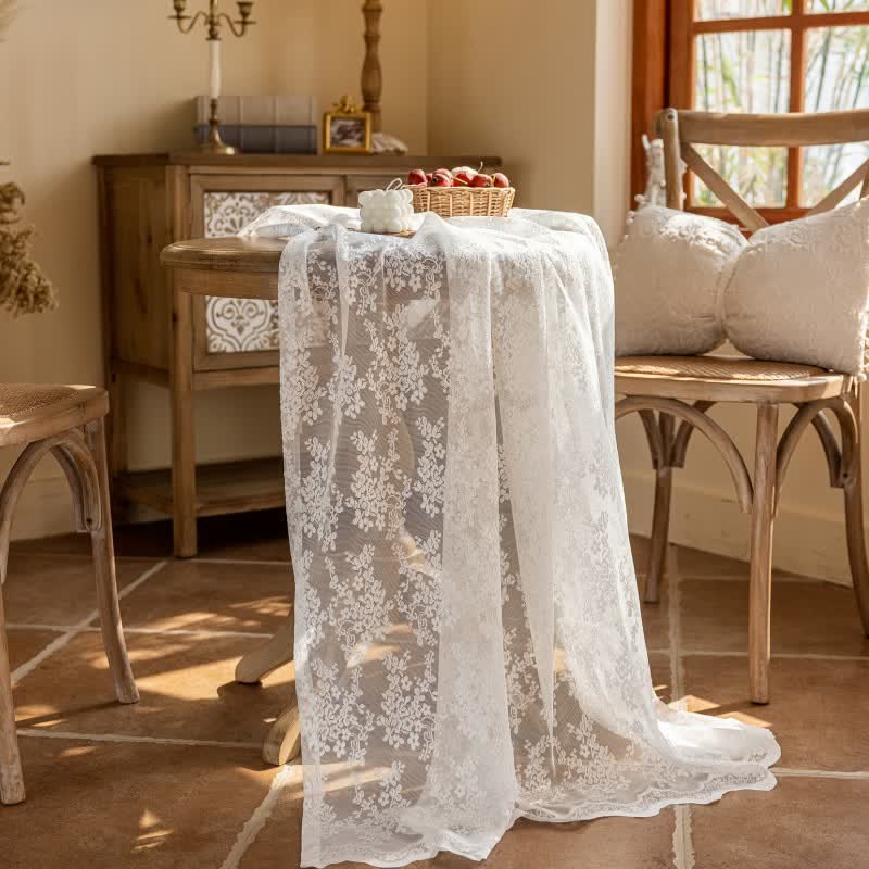 Nappe à motif jacquard floral et bordure en coquillage - image 4
