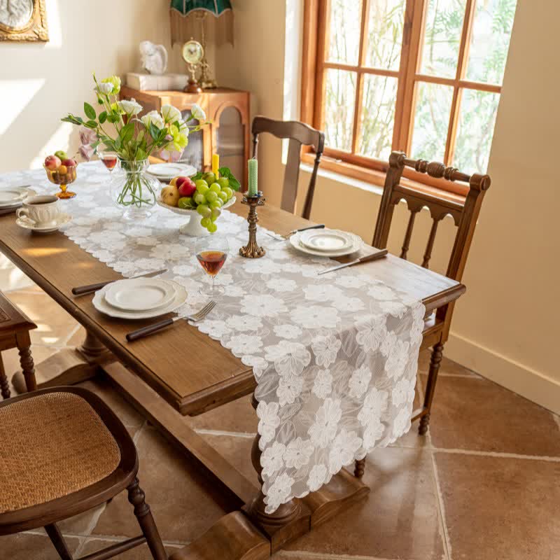 Chemin de table en dentelle jacquard camélia - Blanc - 45 cm x 300 cm - image 0