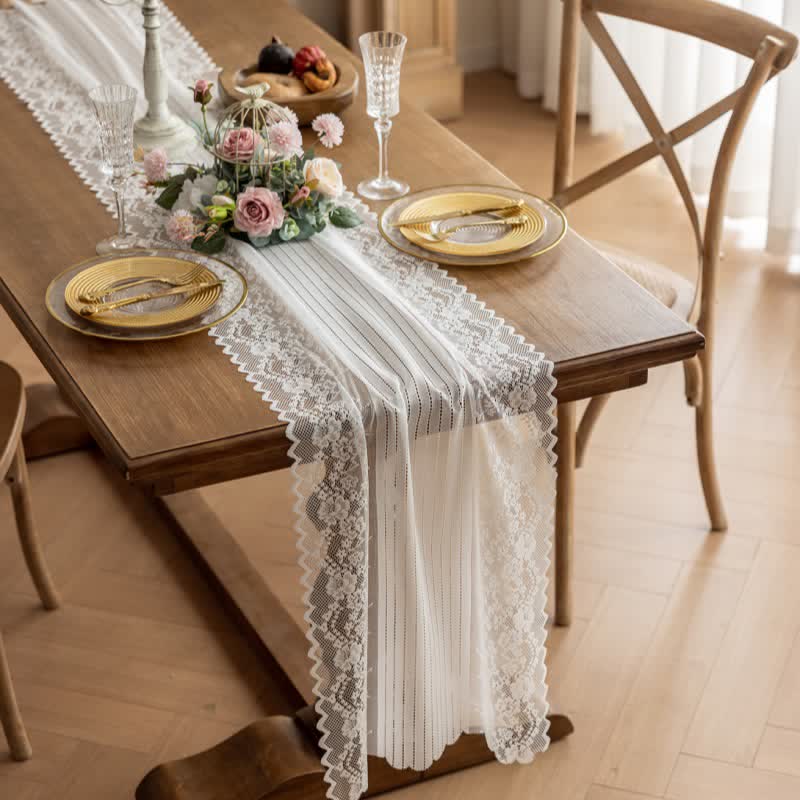 Chemin de table en dentelle jacquard florale - Blanc - 45 cm x 300 cm - image 0