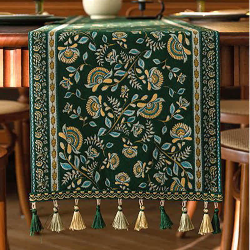 Chemin de table à motif jacquard de branches vintage et à pompons - image 8