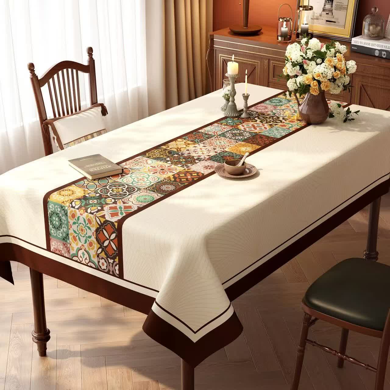 Nappe bohème en patchwork de carreaux marocains style - UN - 140 cm x 220 cm - image 0