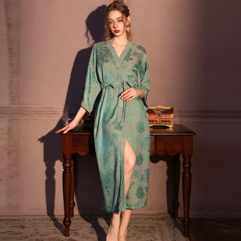 Peignoir kimono luxueux à motif floral et manches 3/4 - image 1
