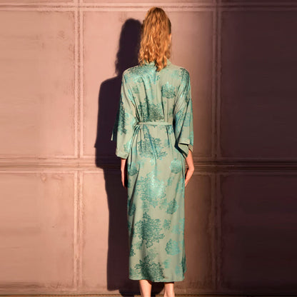 Peignoir kimono luxueux à motif floral et manches 3/4 - image 4