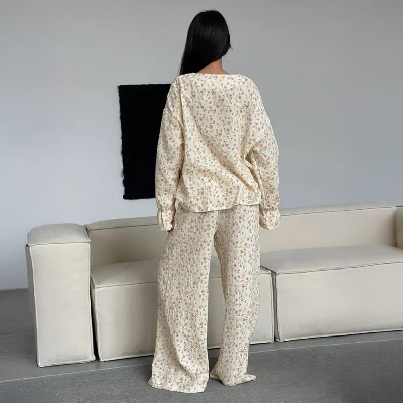 Ensemble pyjama en coton à col en V et motif floral - image 3