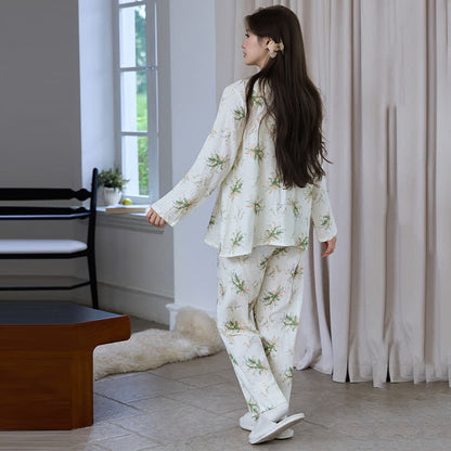 Ensemble pyjama en gaze de coton avec un bouquet de fleurs - image 5